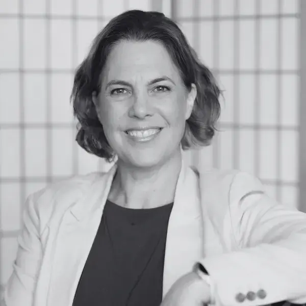 Sharlene Zeederberg - B&W